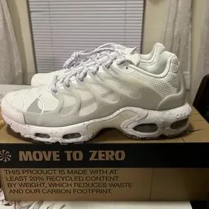Air Max Terrascape Plus Size 10 white and Gold. s-l400.jpg main image 4